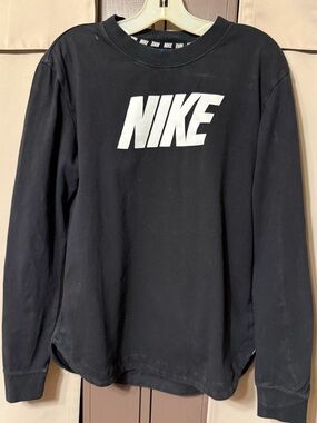 Nike Black Interior Label Long  Sleeve Tee Detail